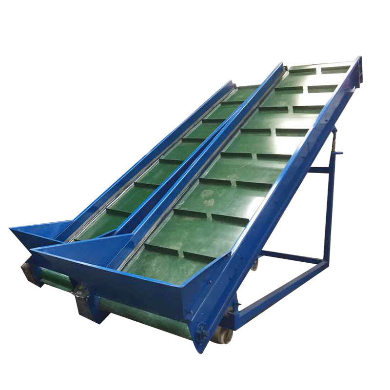 輸送機(jī)